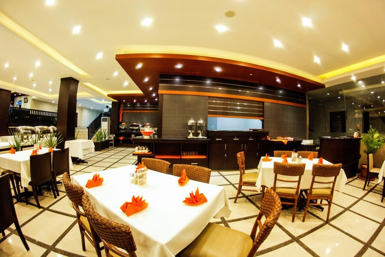 Food & Drinks 8