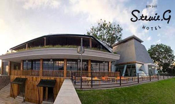 Stevie G Hotel, Bandung