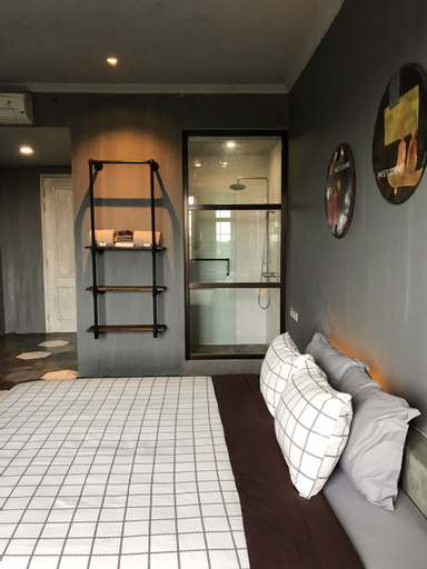 Bedroom 13