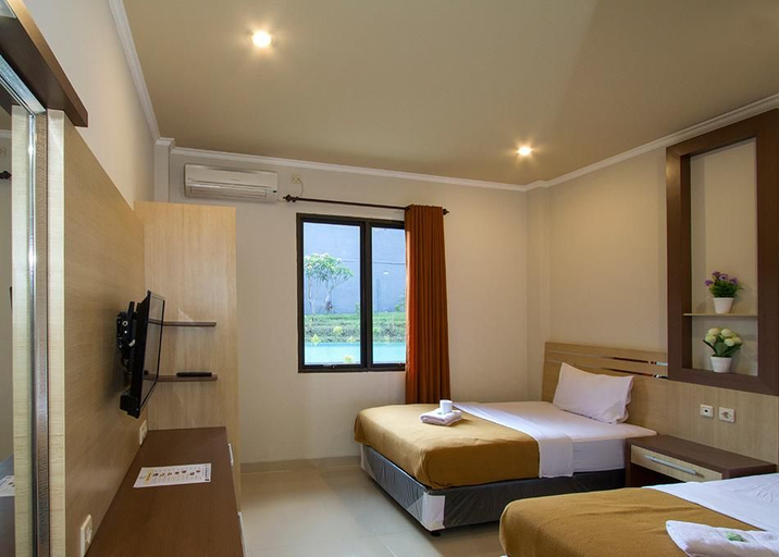 Bedroom 4, Grand Senggigi Hotel, Lombok