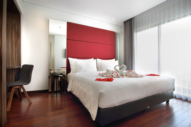 Helios Hotel And Convention, Bone