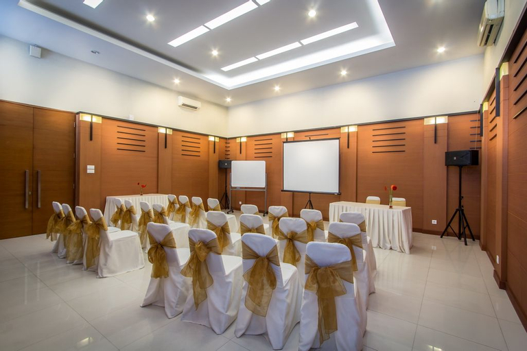 Hotel Quirin Semarang, Semarang