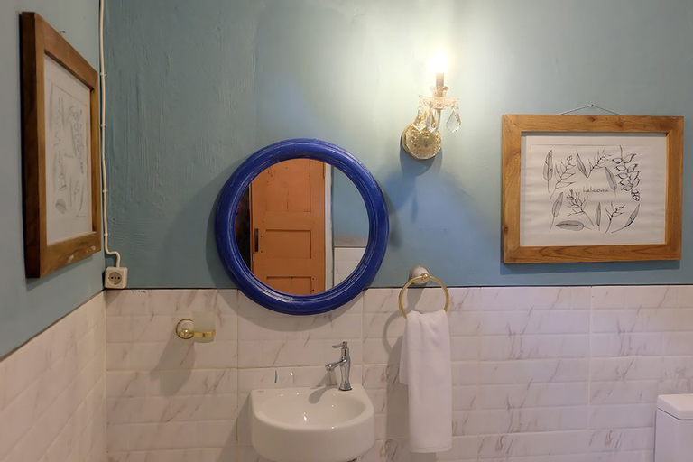 Bathroom 43