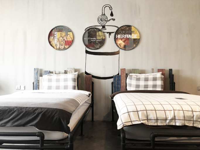 Bedroom 14