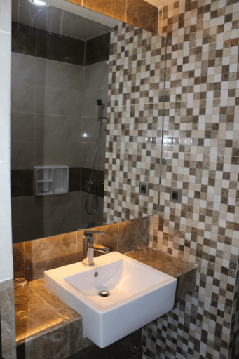 Bathroom 3
