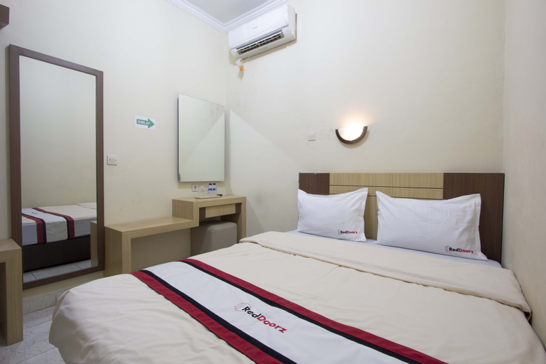 RedDoorz Plus @ Hotel Wijaya Kusuma Yogyakarta, Yogyakarta
