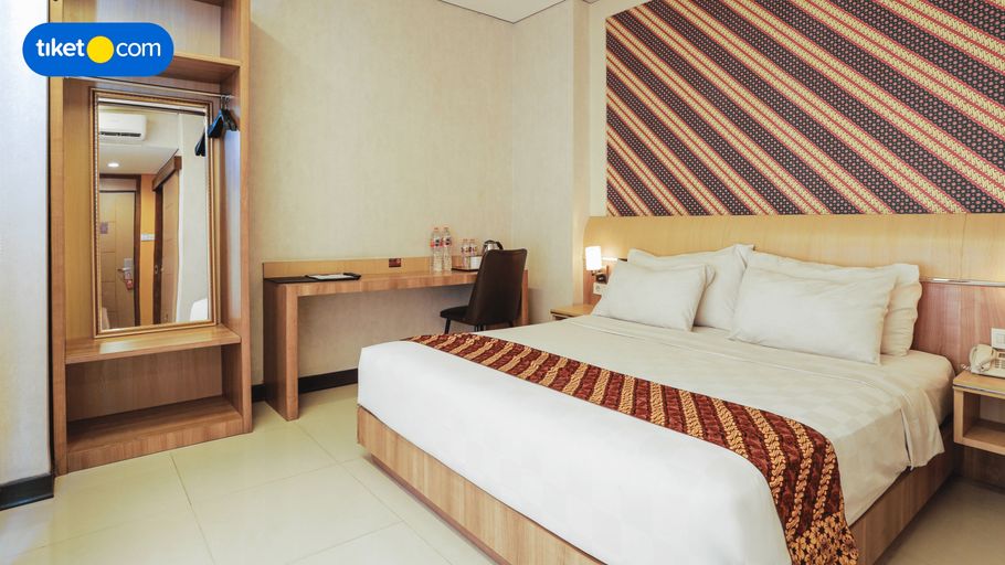 Bedroom 13