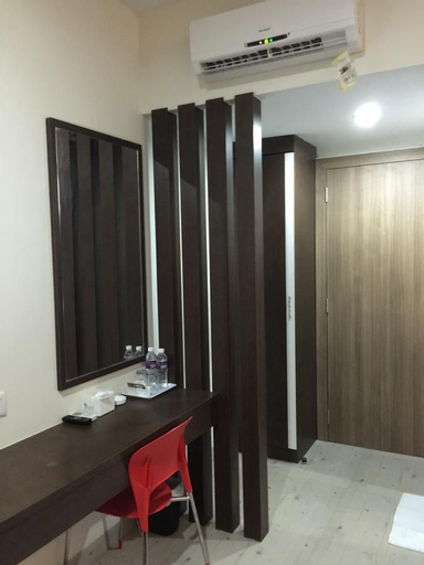 Bedroom 3, Redlink Hotel Batam, Batam
