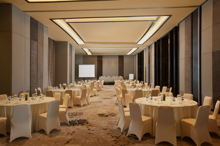 Business Facilities 26