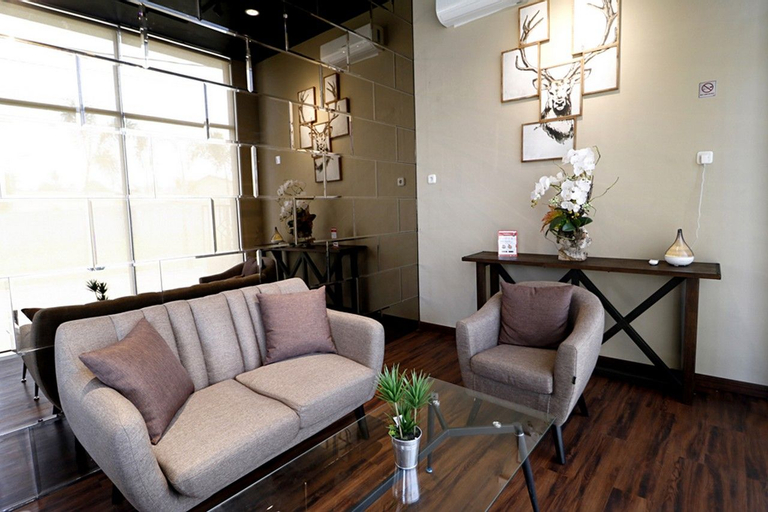 Public Area 5, RedDoorz Plus near Universitas Sumatera Utara, Medan