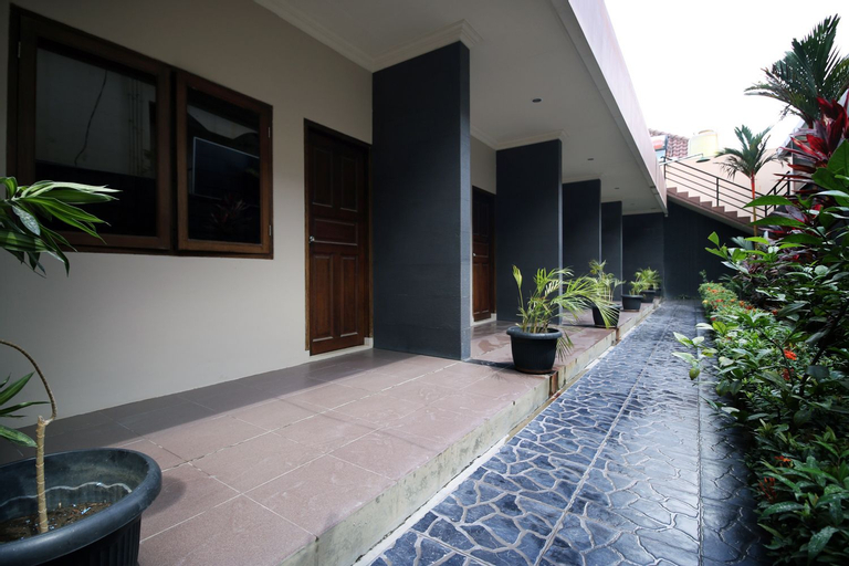 Exterior & Views 2, Safina Inn Syariah Sekupang Batam, Batam