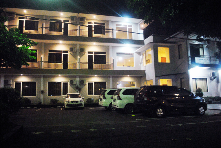Others 11