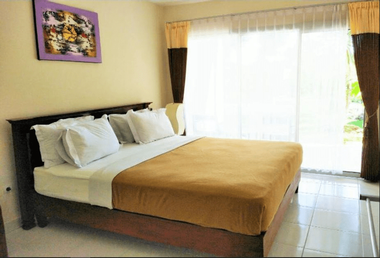 Hotel Minak Jinggo - Tap to explore photos