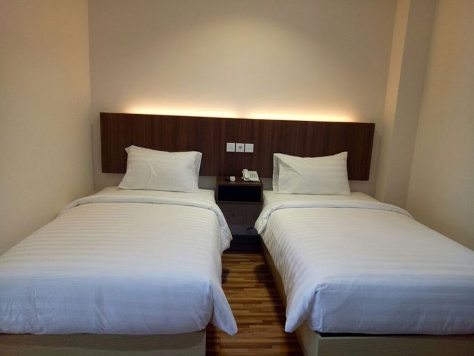 Kawana Hotel, Padang