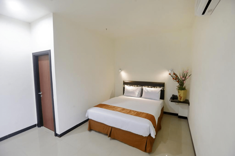 Gajah Mada Hotel Tarakan - Tap to explore photos
