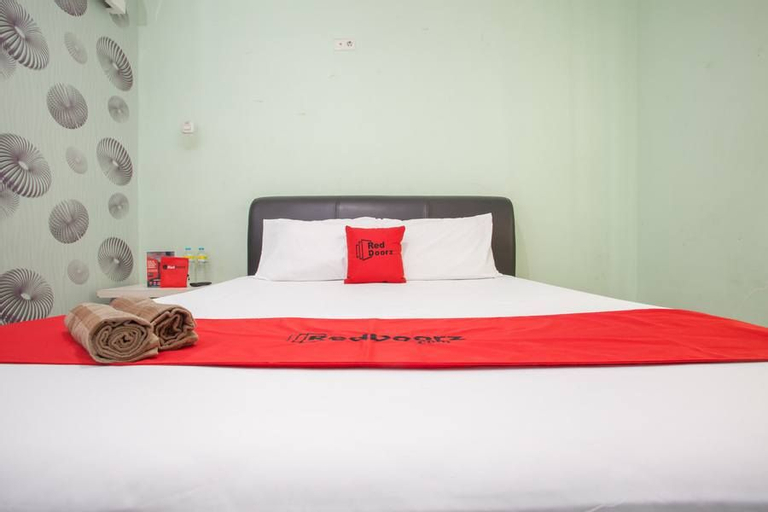 Bedroom 16
