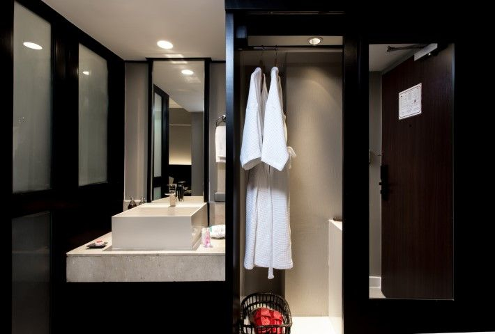Bathroom 11