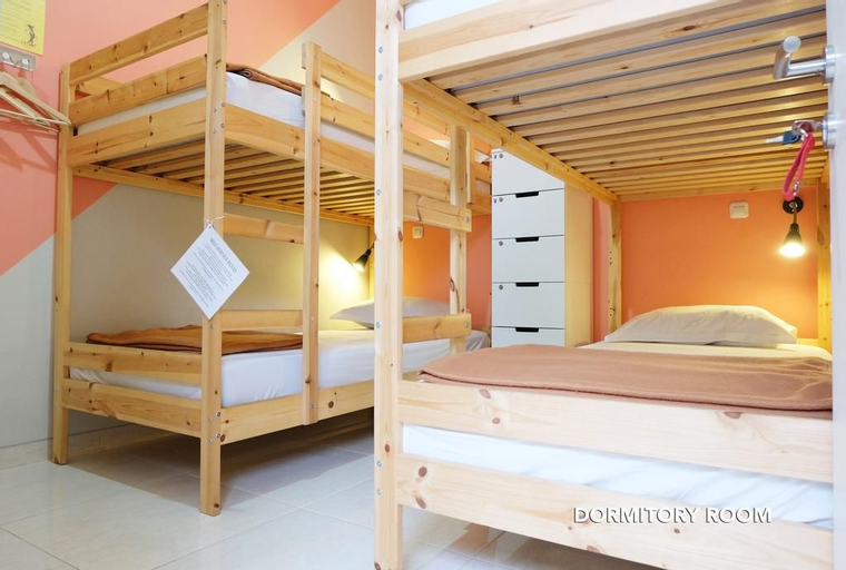 Anjani Bed and Breakfast, Surabaya