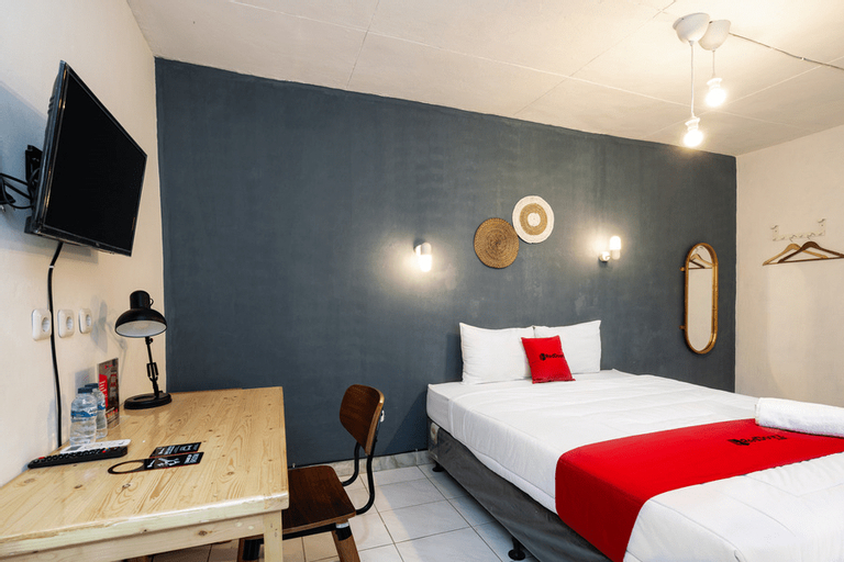 Bedroom 8