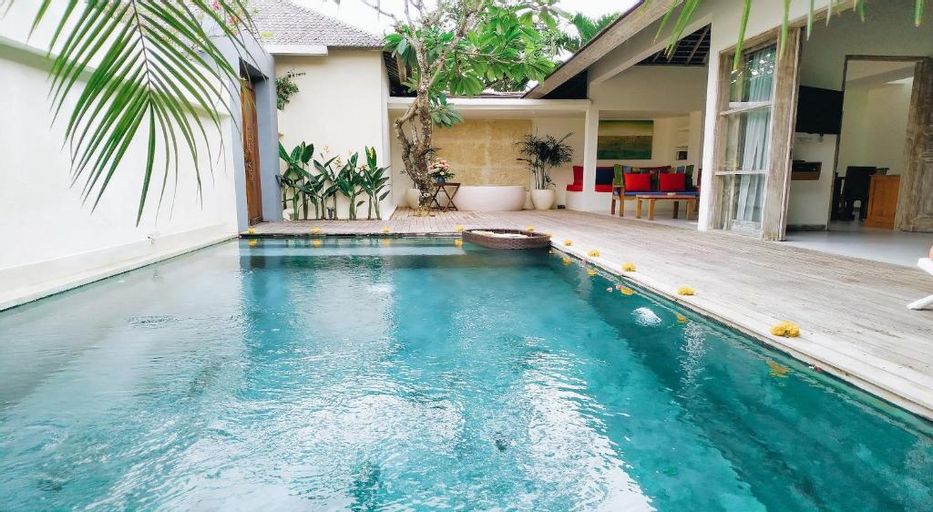 Swimming Pool 6