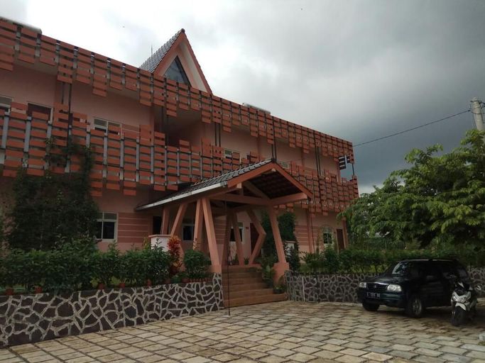 Tulip Guest House Kota Batu, Malang