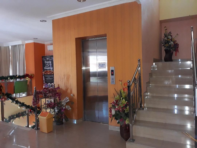 Others 5, Divachk Hotel, Manado