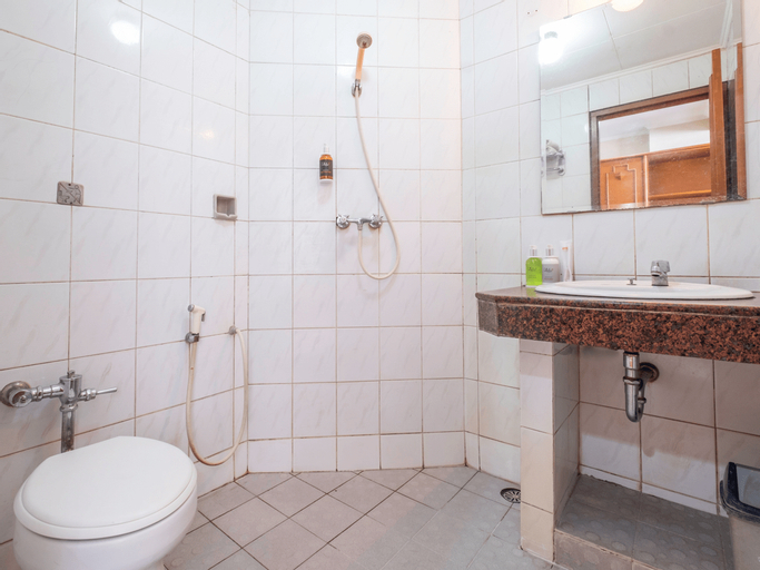 Bathroom 4