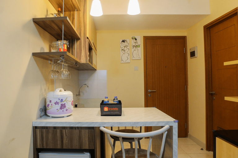 Dining Room 8