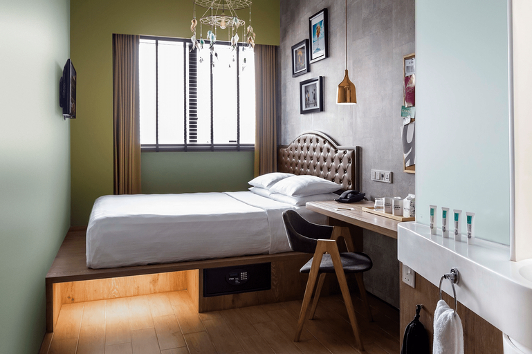 Bed 1