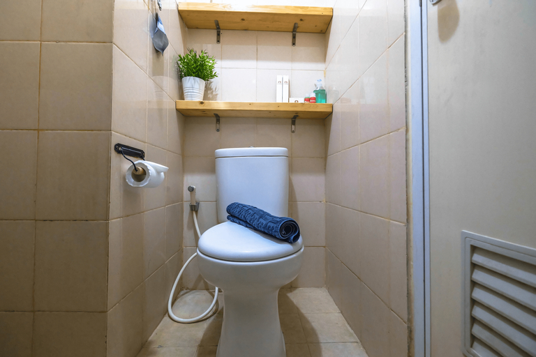 Bathroom 6