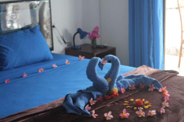Bedroom 3, The Place Beach Bungalows, Lombok