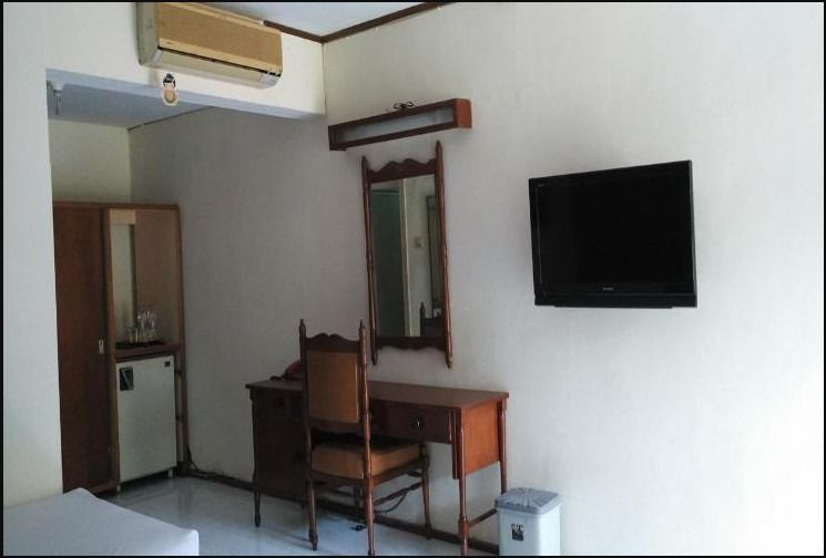 Hotel Safari, Jember