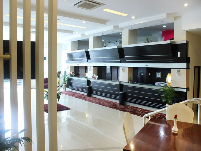 Daima Hotel Padang, Padang