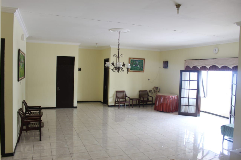 Hotel Ragil Kuning, Malang