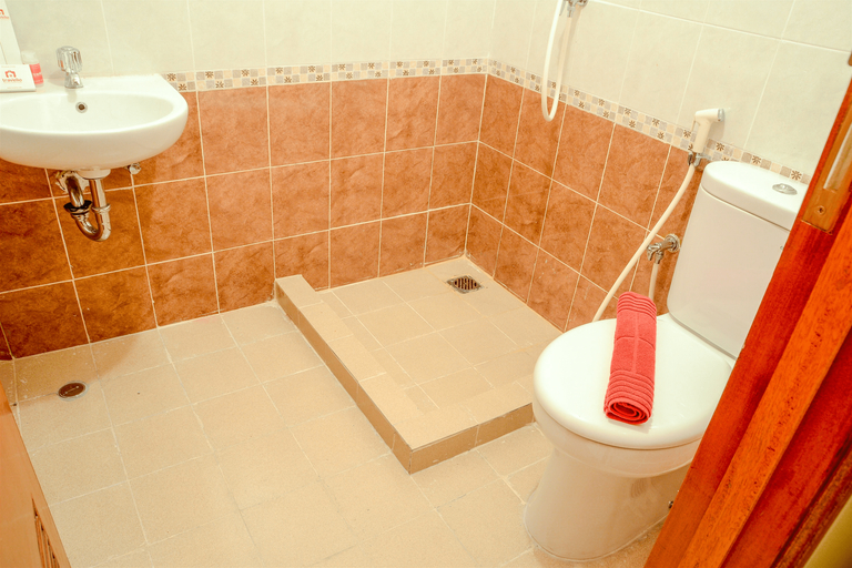 Bathroom 9