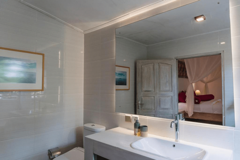 Bathroom 5