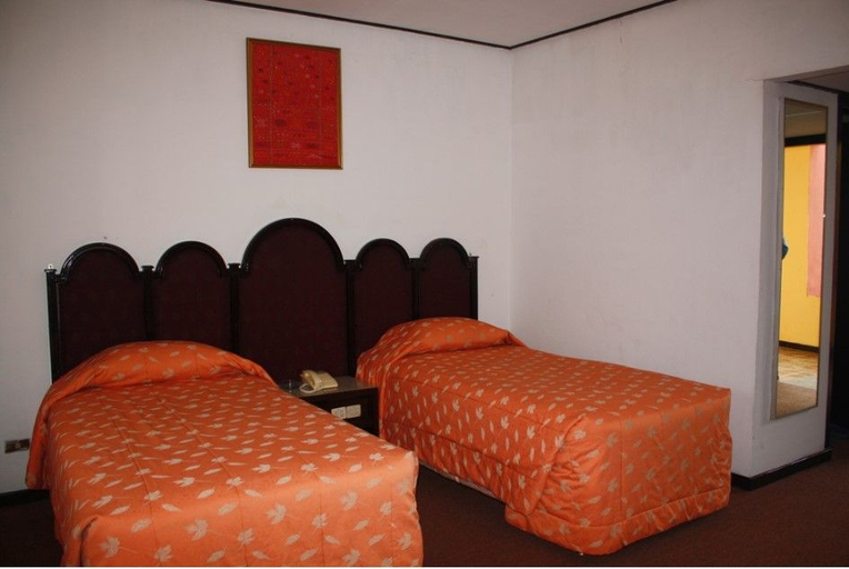 Bedroom 2, Hermina Hotel Parapat, Simalungun