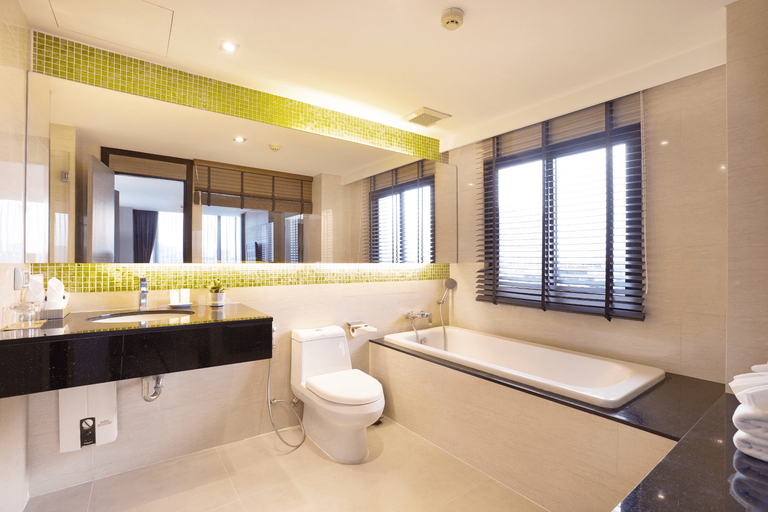 Bathroom 11