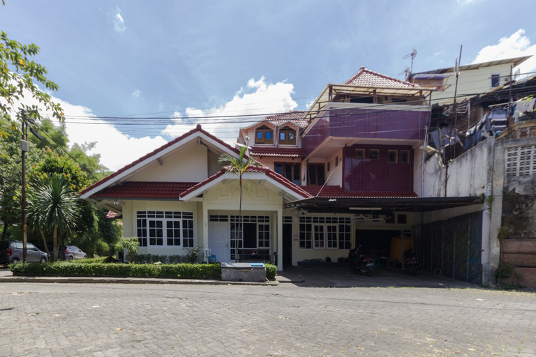 Exterior & Views 5, Pele Backpacker Guesthouse, Bandung