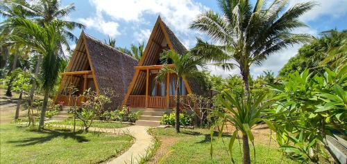 Exterior & Views 1, Sunari Beach Resort Selayar, Kepulauan Selayar