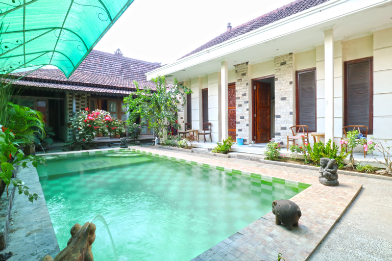 Nira Guest House, Denpasar