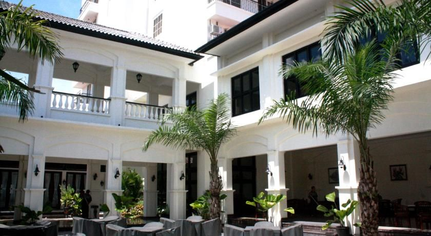 Colonial Hotel Makassar, Makassar