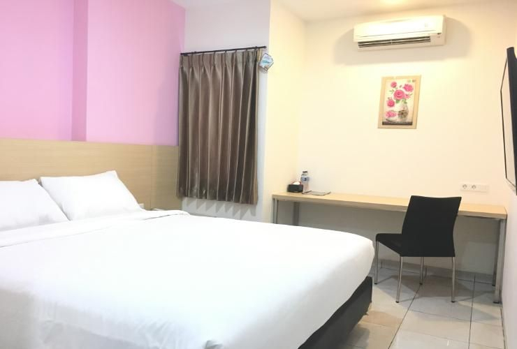 Bedroom 3, I & M (Ivana & Michelle) Hotel, Surabaya