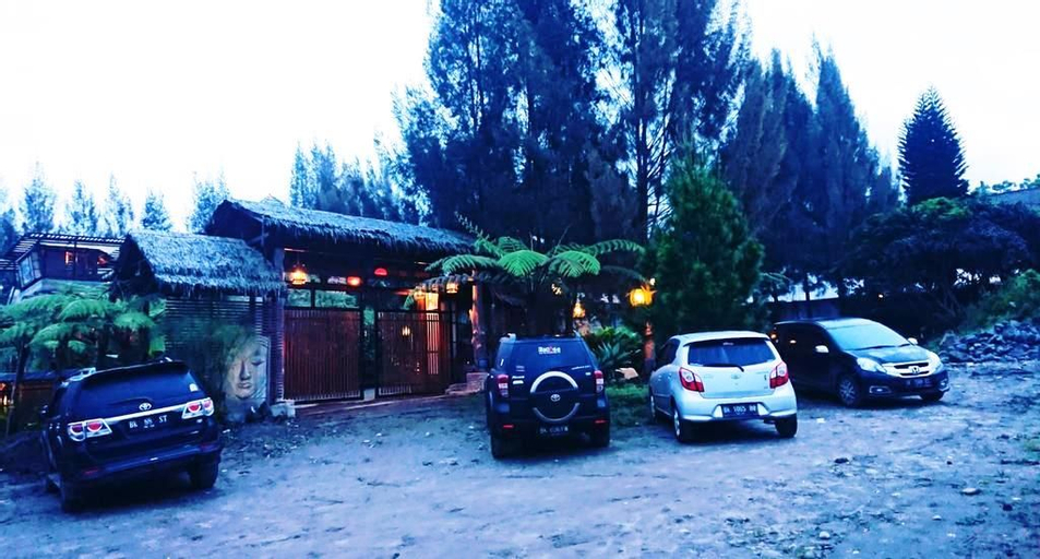 Hotel Kalang Ulu Berastagi, Karo