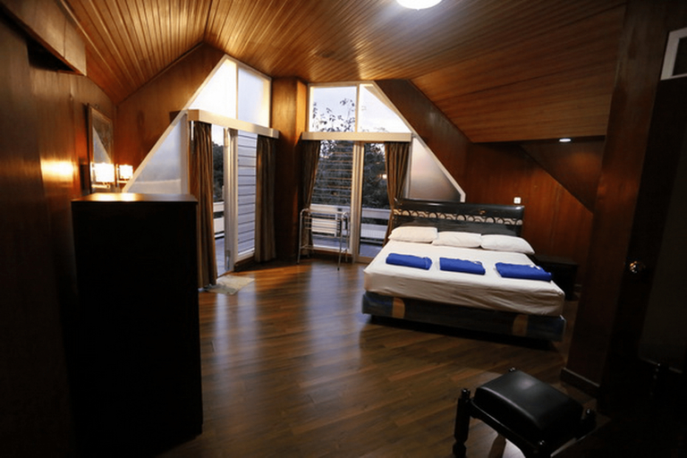 Bedroom 9