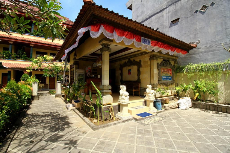 Exterior & Views 2, Dua Dara Inn Kuta, Badung