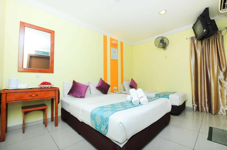 bedroom 1