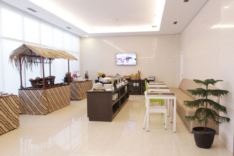 Food & Drinks 3, Whiz Prime Hotel Sudirman Cilacap, Cilacap