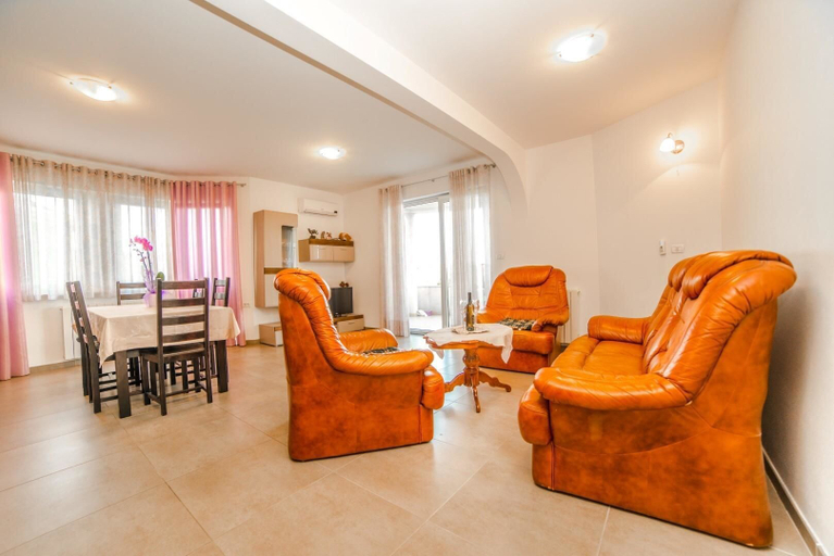 Public Area, Villa Lucija, Pula
