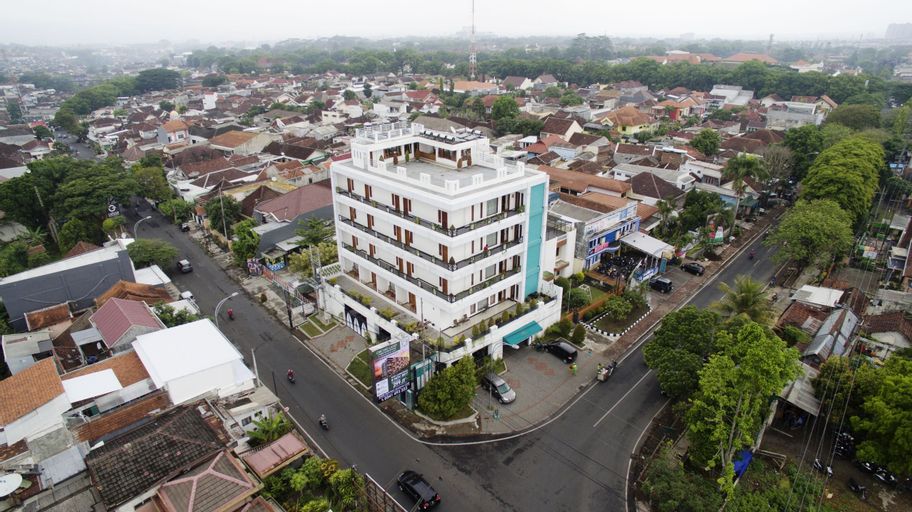 Ratu Homestay Malang, Malang